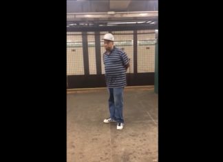 Montez le son : cet artiste de rue dans le métro de New-York va vous scotcher à l'écran.│MiniBuzz