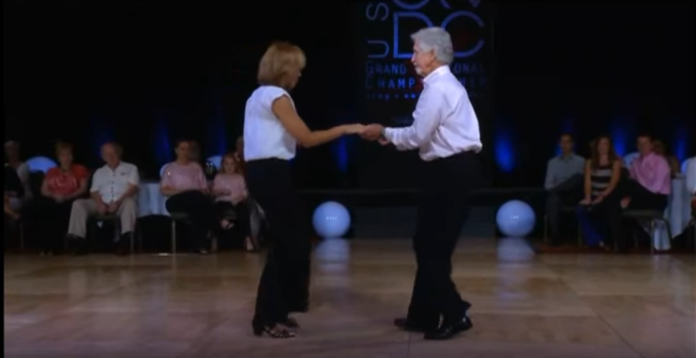 Ils dansent ensemble depuis 35 Ans : leur complicité nous laisse bouche-bée