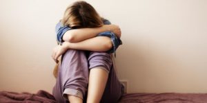 Selon cette étude de l’université de la Californie (UCLA): La dépression est une maladie qui se transmet de mère en fille. │MiniBuzz