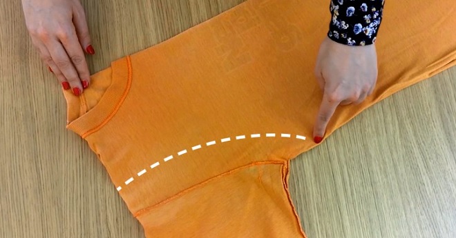 Comment transformer un t-shirt en un sac en 2 minutes et sans couture.│MiniBuzz