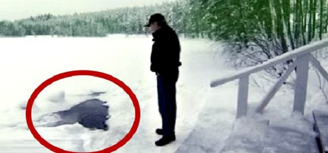cet homme voit un trou dans la glace… attendez de voir ce qu’il va découvrir !
