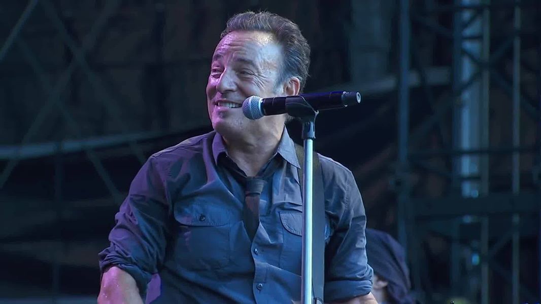 Bruce Springsteen « oblige » son groupe à faire une reprise : le résultat est génial