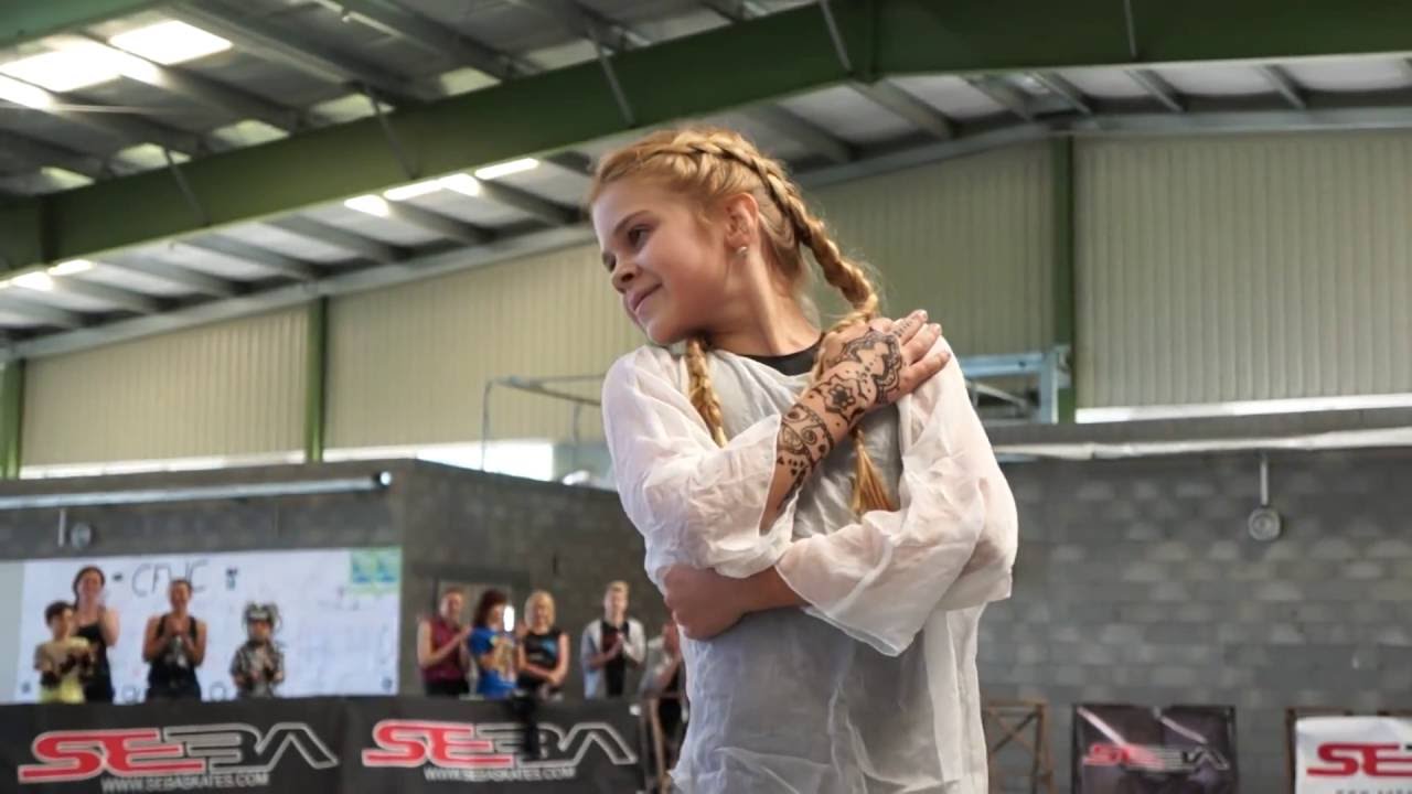 Freestyle de patinage : la championne du monde, c’est elle et vous allez comprendre pourquoi!