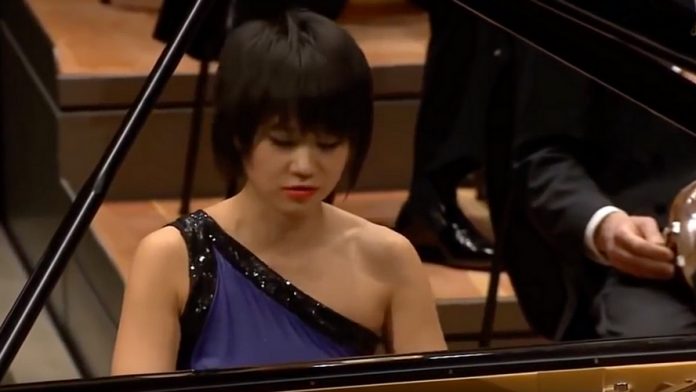 Yuja Wang dynamite la Marche turque de Mozart : brillant !