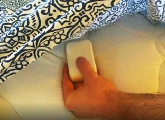 Il place une barre de savon sous ses draps de lit pour une raison que peu de gens connaissent ! │ MiniBuzz